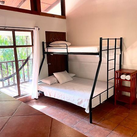 Rio Lindo Hotel Dominical Kültér fotó