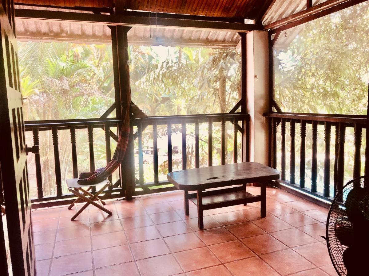 Rio Lindo Hotel Dominical Kültér fotó