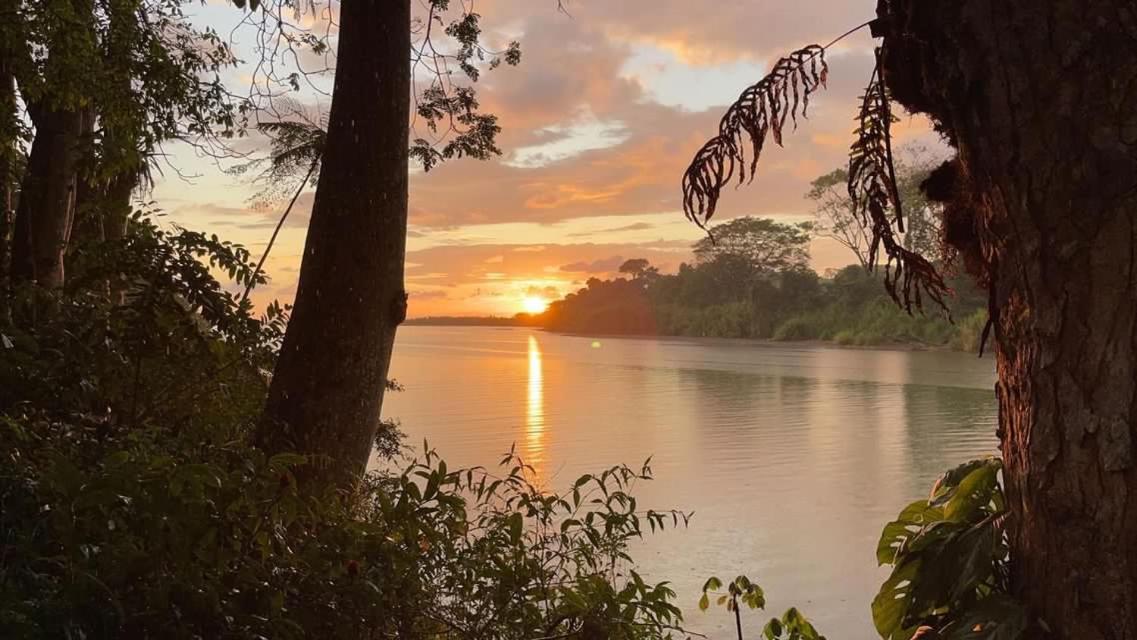 Rio Lindo Hotel Dominical Kültér fotó